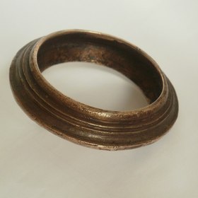 Bronzová příruční římsa (Bronze circular ledge)